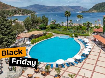 MARTI LA PERLA  (ADULTS ONLY 16+)